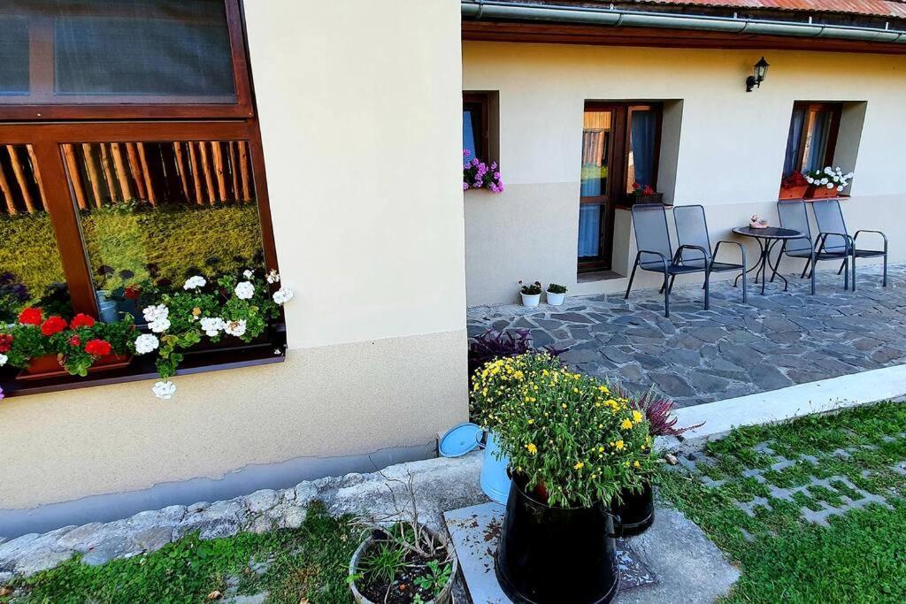 Eden Guest House Brezno Exterior foto